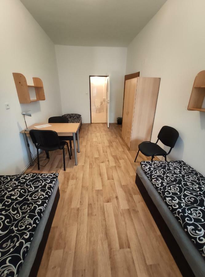 Hostel Kasperske Hory Exteriör bild