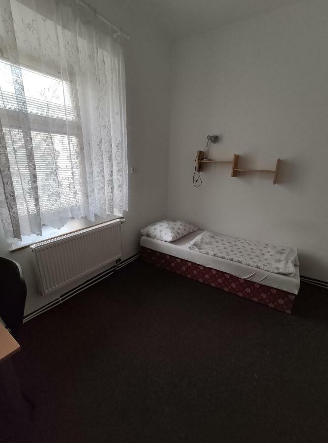 Hostel Kasperske Hory Exteriör bild