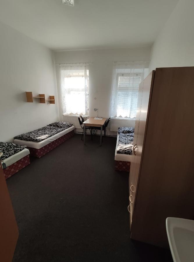 Hostel Kasperske Hory Exteriör bild
